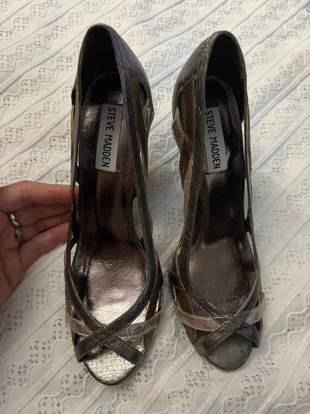 Steve Madden Metallic Leather Strappy Heels Gunmetal Bronze Peep Toe Size 8M